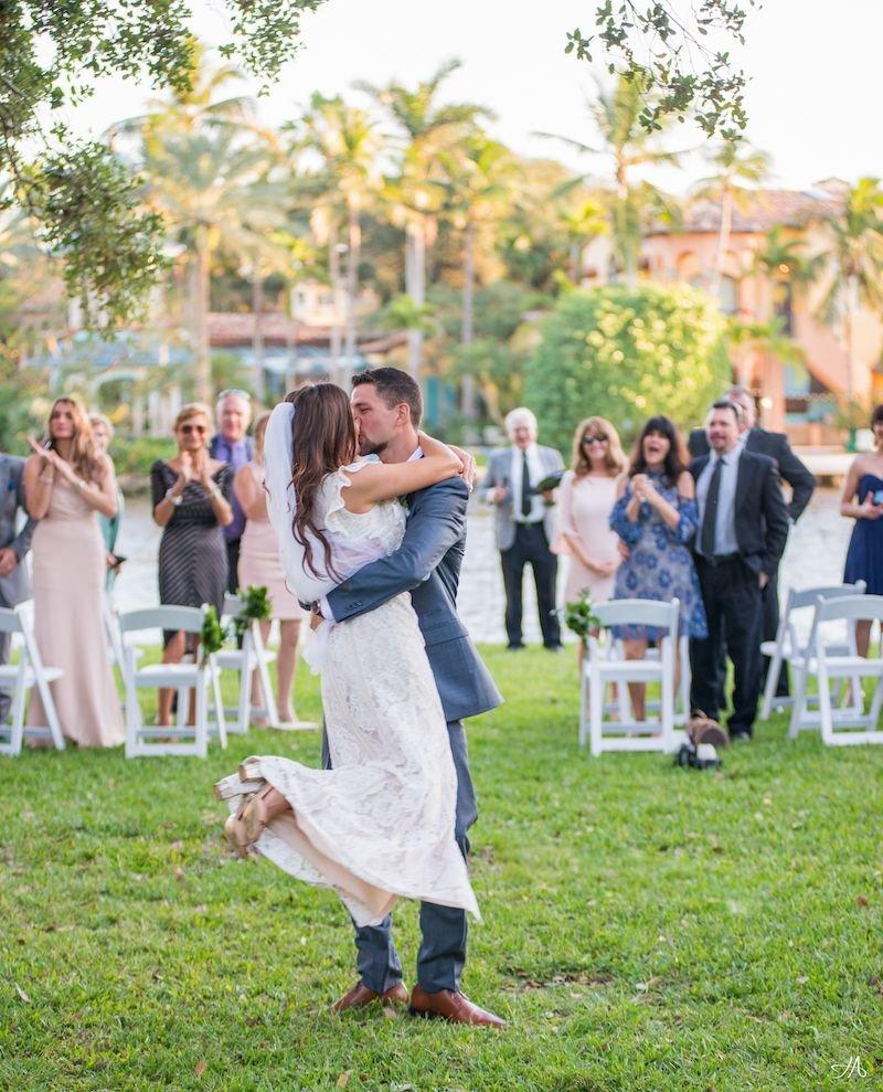 carousel-hero-element image-1