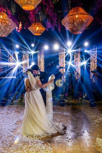 mobile - carousel-hero-element image-8