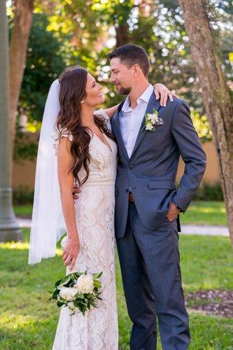 mobile - carousel-hero-element image-4