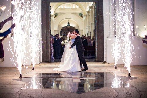 mobile - carousel-hero-element image-2